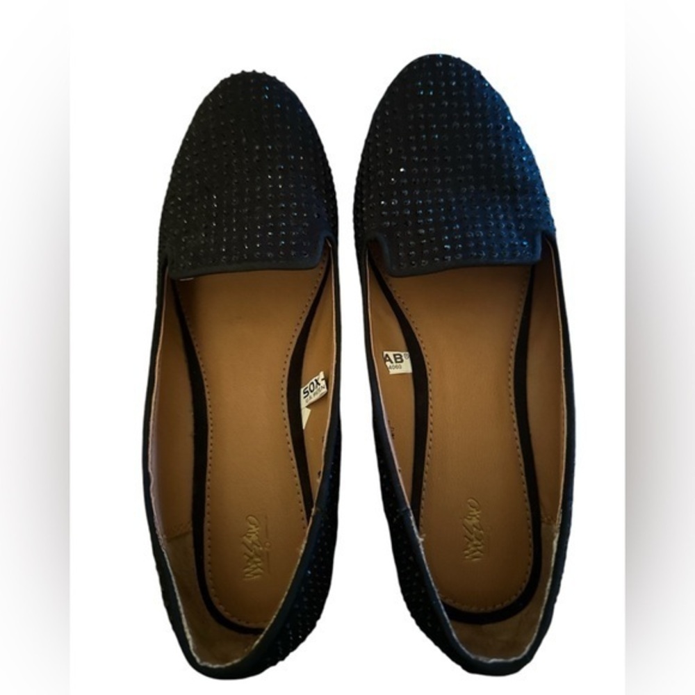 EUC Mossimo Supply‎ studded flats, size 8.5